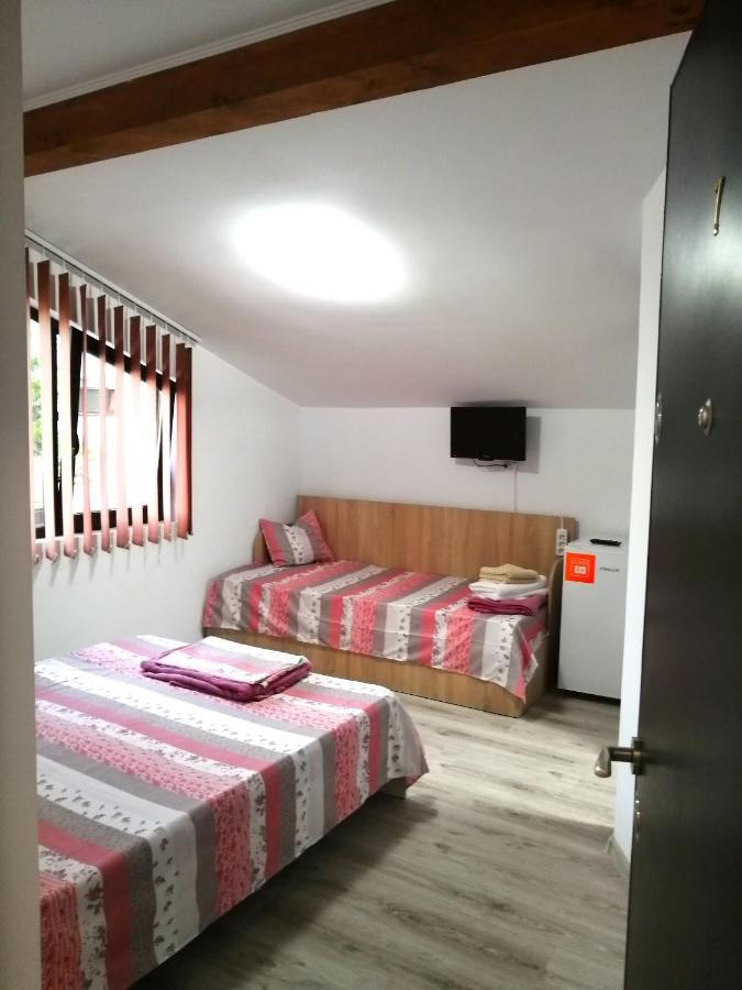 Casa Di Sonia Hotel เอโฟริเอนอร์ด ภายนอก รูปภาพ