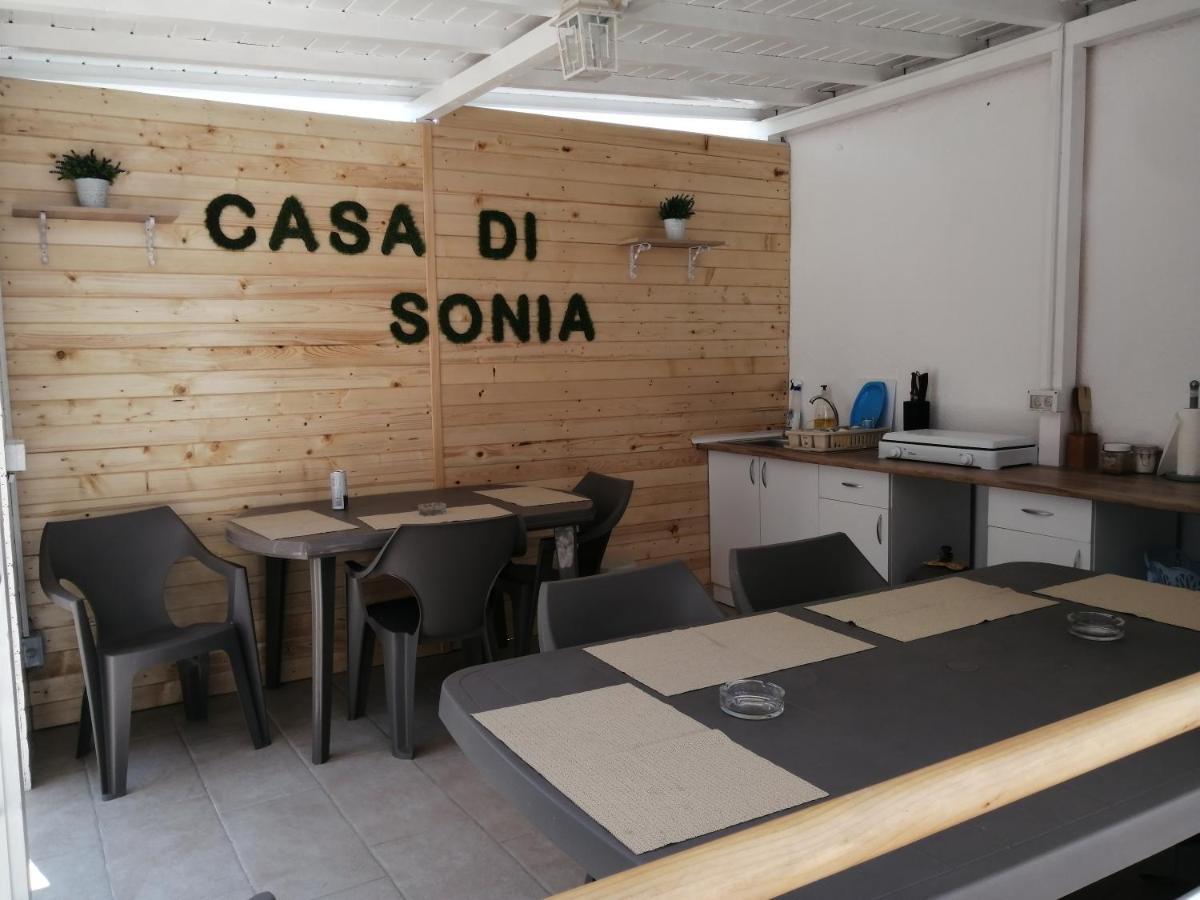 Casa Di Sonia Hotel เอโฟริเอนอร์ด ภายนอก รูปภาพ