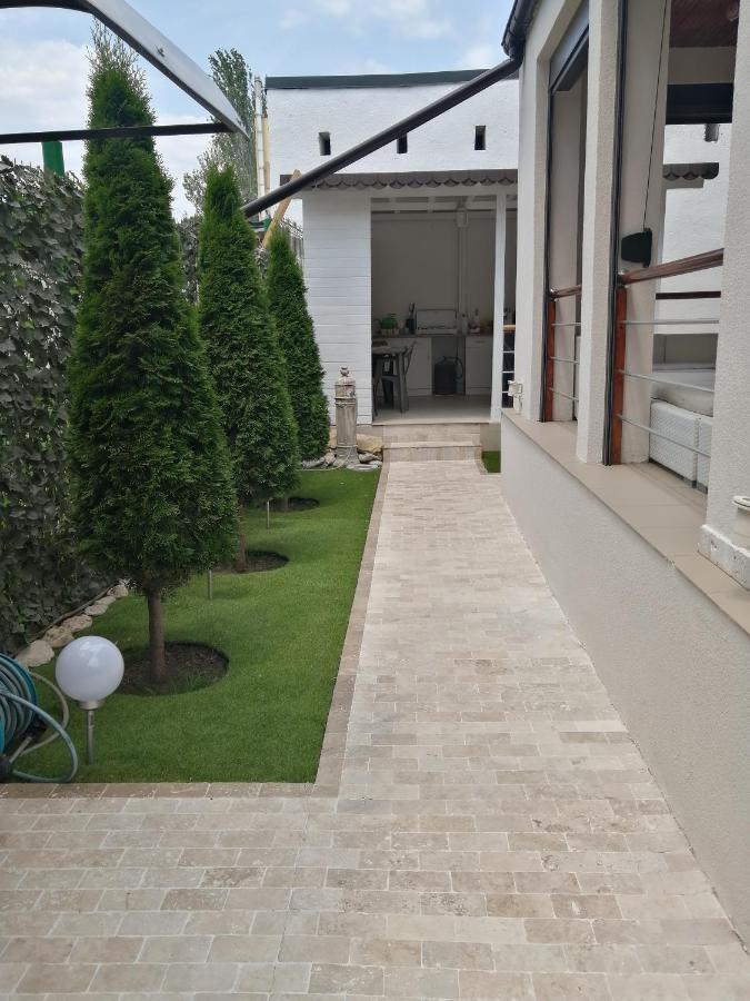 Casa Di Sonia Hotel เอโฟริเอนอร์ด ภายนอก รูปภาพ